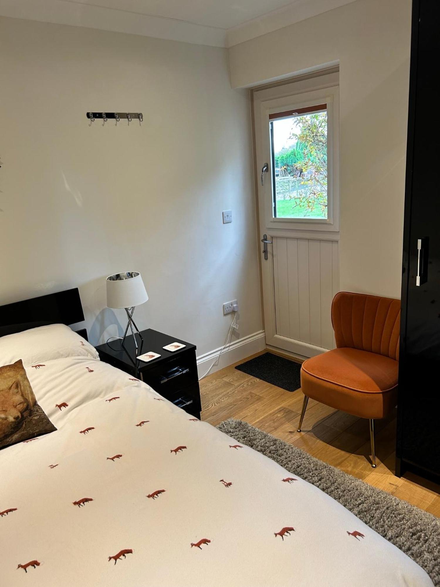 Foxes Den At Foxesway Bed & Breakfast Kirkby on Bain Exterior photo